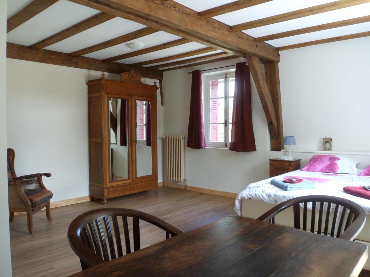 Le Pont Du Roy Bed & Breakfast Besse-et-Saint-Anastaise Ngoại thất bức ảnh